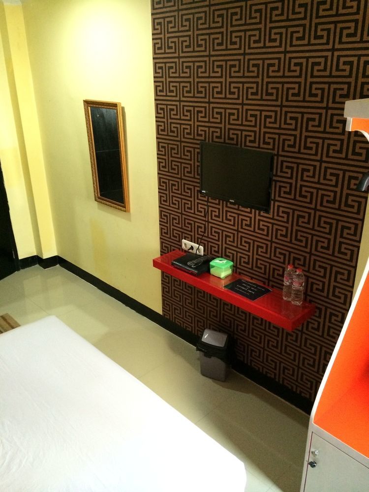 Hollywood Hotel Jakarta Eksteriør billede