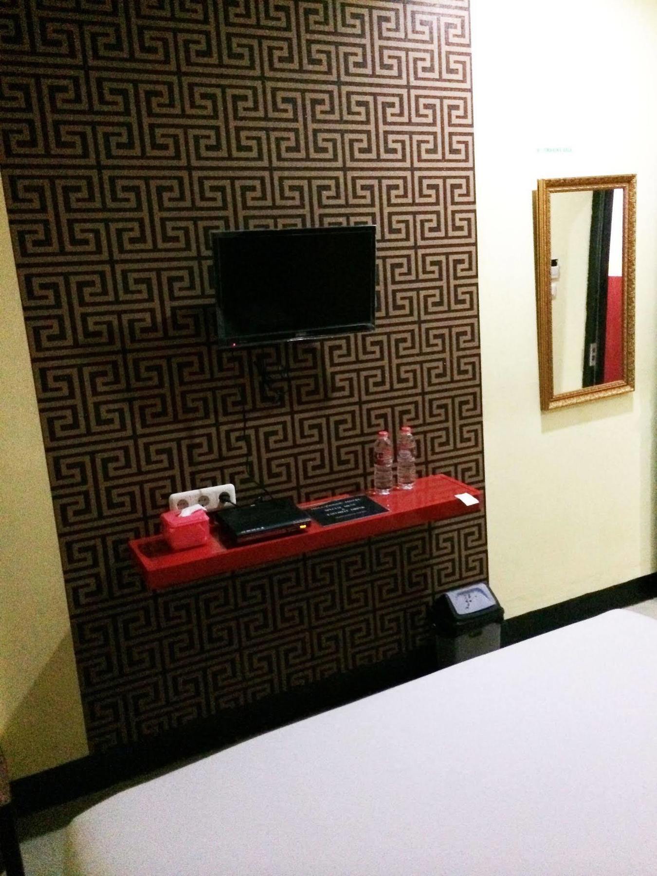 Hollywood Hotel Jakarta Eksteriør billede