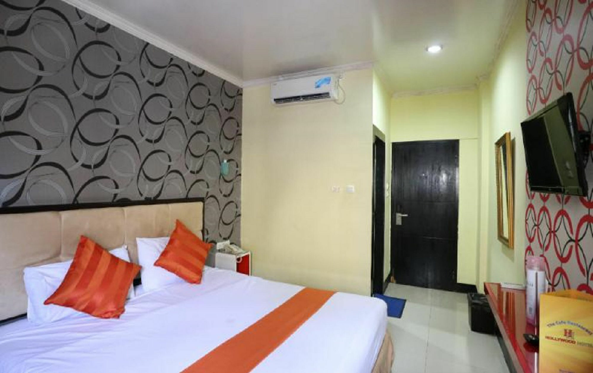 Hollywood Hotel Jakarta Eksteriør billede